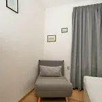 пе́трови Ferienhaus