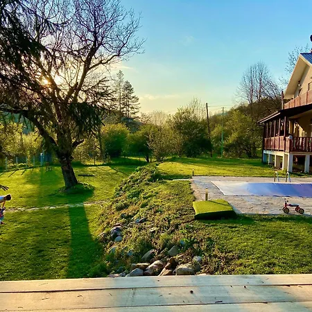 Сasa de vacaciones пе́трови Ribaritsa