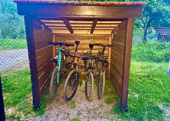 度假居 пе́трови