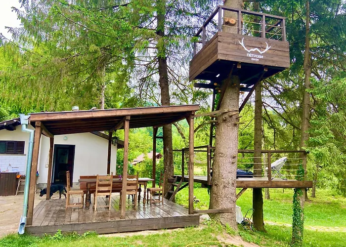 пе́трови 度假居 里巴里卡